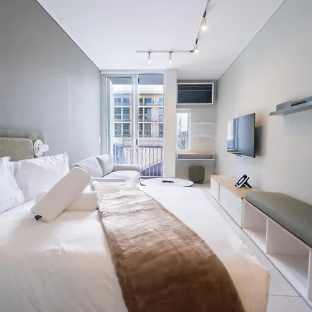 The Rose 409: Modern City Studio With Rooftop Pool Cape Town Exterior photo
